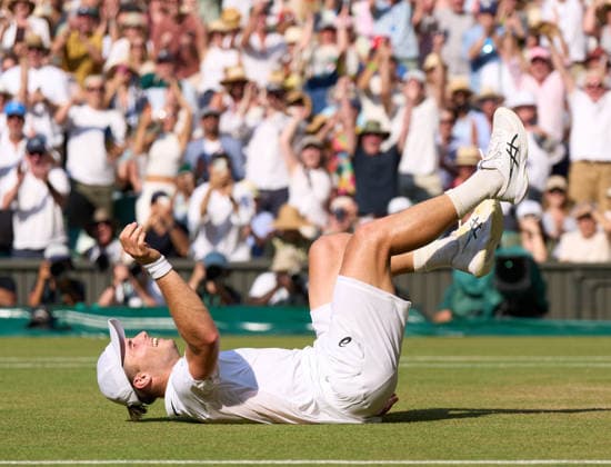 2026 Wimbledon, July 08, Quarterfinal LONDON, - JULY 8: Arthur Fery of Great Britain celebrates match point against Flavio Cobolli of Italy during the 2026 Wimbledon, July 08, Quarterfinal at The all England club, Wimbledon on July 8, 2026 in London, GBR. London The all England club, Wimbledon GBR Copyright: xPeterxvanxdenxBerg ISIxPhotosx 9471