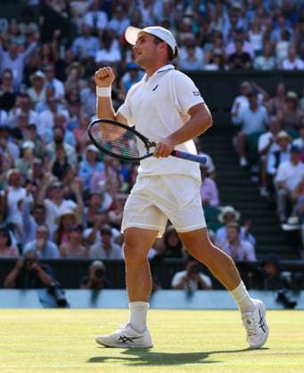 Arthur Fery celebrates winning his Quarter-Final match Wimbledon Tennis Championships, Day 10, The All England Lawn Tennis and Croquet Club, London, UK - 08 Jul 2026London The All England Lawn Tennis and United Kingdom  Copyright: xKieranxMcManus Shutterstockx 16978034eq