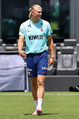 FT LAUDERDALE, FL - JULY 08: Erling Haaland 9 of Norway attends a training session in preparation for a FIFA World Cup, WM, Weltmeisterschaft, Fussball 26 Quarter-Final game between Norway and England on July 8, 2026 at at the Inter Miami CF Stadium, Fort Lauderdale, Florida.(Photo by Chris Arjoon) SOCCER: JUL 08 FIFA World Cup 26 - Norway Training EDITORIAL USE ONLY Icon26070800000006