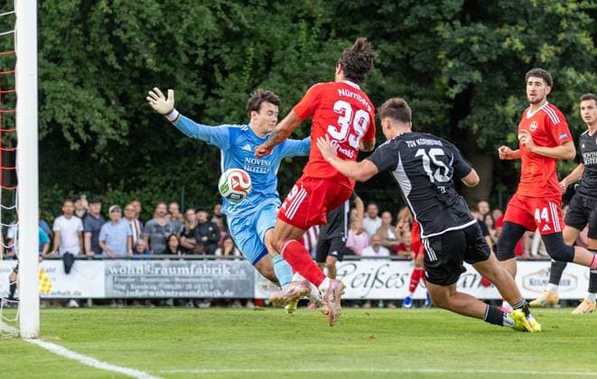 08.07.2026 - Fussball - Saison 2026 2027 - Testspiel Freundschaftsspiel Vorbereitungsspiel: TSV Kornburg - 1. FC Nürnberg Nuernberg FCN ( Club ) - Sportfoto Zink DaMa - xdaxmax - Tor Treffer Torschuß zum 0:6 - Torschütze Adriano Grimaldi (39, 1. FC Nürnberg FCN ) gegen Thorben Hochmuth (24, TSV Kornburg ) *** July 8, 2026 Soccer Season 2026–2027 Exhibition Match Friendly Match Preseason Match TSV Kornburg 1 FC Nuremberg Nuremberg FCN Club Sports Photo Zink DaMa xdaxmax Goal Shot on Goal to make it 0–6 Goal Scorer Adriano Grimaldi 39, 1 FC Nuremberg (FCN) vs. Thorben Hochmuth 24, TSV Kornburg