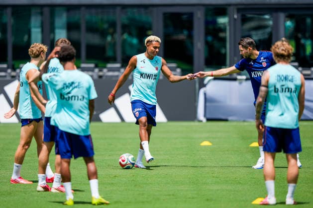 Fotball-VM 2026 Fort Lauderdale, Florida , USA 20260708. Norges Antonio Nusa under en trening med Norges herrelandslag i fotball pa Inter Miami CF Stadium. Foto: Fredrik Varfjell NTB Fort Lauderdale, Florida USA EDITORIAL USE ONLY. RESTRICTED USE FOR BETTING COMPANIES Ref:_SPOuZCy2snJ0uY.jpg *** 2026 World Cup in Fort Lauderdale, Florida, USA 20260708 Norway’s Antonio Nusa during a training session with the Norwegian men’s national soccer team at Inter Miami CF Stadium. Photo: Fredrik Varfjell, NTB. Fort Lauderdale, Florida, USA. EDITORIAL USE ONLY. RESTRICTED USE FOR BETTING COMPANIES.  Copyright: xFredrikxVarfjellx xNTBx