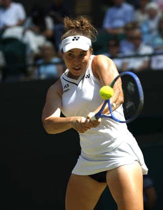 Tennis: Wimbledon championships Linda Noskova of the Czech Republic plays against Elise Mertens of Belgium in the women s singles quarterfinals at the Wimbledon tennis tournament in London on July 8, 2026.  A14AA0005622248P