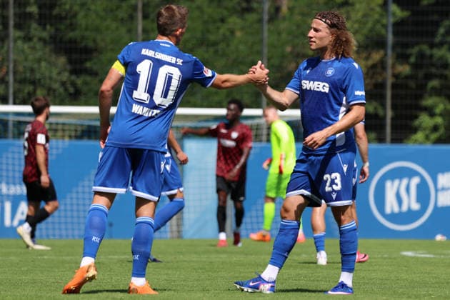 09.07.2026, xrekx, Fussball Testspiel , Karlsruher SC - SGV Freiberg v.l. Marvin Wanitzek (Karlsruher SC) Tim Civeja (Karlsruher SC) (DFL DFB REGULATIONS PROHIBIT ANY USE OF PHOTOGRAPHS as IMAGE SEQUENCES and or QUASI-VIDEO) Karlsruhe *** July 9, 2026, xrekx, soccer exhibition match, Karlsruher SC vs. SGV Freiberg, from left: Marvin Wanitzek (Karlsruher SC), Tim Civeja (Karlsruher SC). DFL and DFB regulations prohibit any use of photographs as image sequences and or quasi-video. Karlsruhe