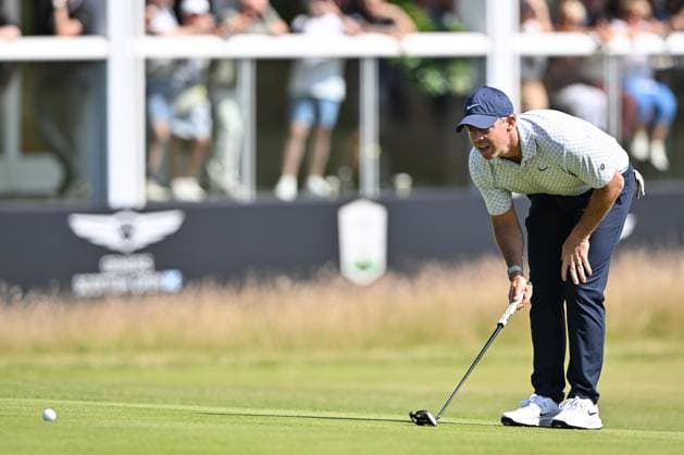 Scottish Open Day One Rory McIlroy lines up a putt on hole 18 on Day One of the Genesis Scottish Open 2026 at The Renaissance Club, North Berwick 09 07 2026 UK Newspapers OUT Copyright: xJamiexJohnstonx FIL-23615-0004