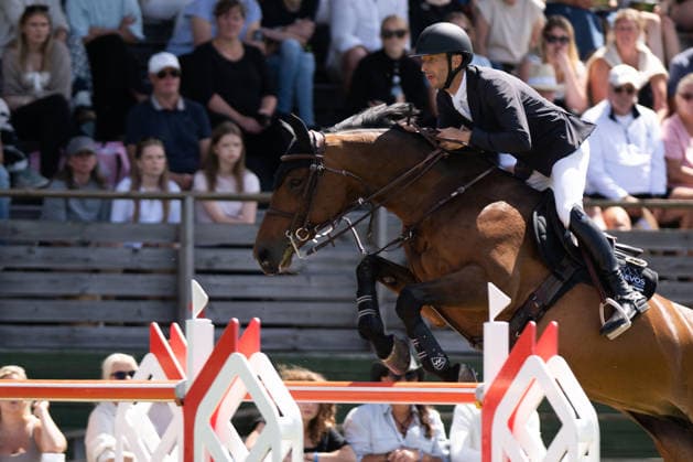 260709 Pieter Devos of Belgium with horse Casual competes in Falsterbo Grand Prix qualification during Falsterbo Horse Show on July 9, 2026 in Falsterbo. Photo: Avdo Bilkanovic BILDBYRAN COP 115 AB0378 ridsport equestrian falsterbo horse show ridsportlaget bbeng hoppning *** July 9, 2007: Pieter Devos of Belgium, riding Casual, competes in the Falsterbo Grand Prix qualifier during the Falsterbo Horse Show on July 9, 2026 in Falsterbo. Photo by Avdo Bilkanovic, BILDBYRAN COP 115 AB0378. equestrian sports, Falsterbo Horse Show, Ridsportlaget BBENG, show jumping  Copyright: AVDOxBILKANOVIC BB260709AB009