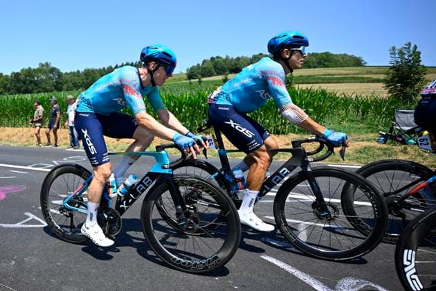 Tour de France 2026 Stage 6 GAVARNIE-CEDRE, FRANCE - JULY 09 : Kanter Max (GER) of XDS Astana Team, Tejada Harold (COL) of XDS Astana Team during stage 6 of the 113rd edition of Tour de France an UCI World Tour 2.UWT cycling road race stage for Men Elite of 186 km with start in Pau and finish in Gavarnie-Cedre on July 9, 2026 in Gavarnie-Cedre, France, 09 07 2026 ( Motordriver Kurt Vandenborre - Gavarnie-Cedre France  Copyright: xTomasxSiskx