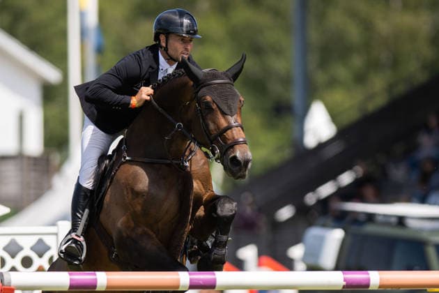 260709 Adrian Whiteway of Great Britain with horse Bp Baxter competes in Falsterbo Grand Prix qualification during Falsterbo Horse Show on July 9, 2026 in Falsterbo. Photo: Avdo Bilkanovic BILDBYRAN COP 115 AB0378 ridsport equestrian falsterbo horse show ridsportlaget bbeng hoppning *** July 9, 2026: Adrian Whiteway of Great Britain, riding Bp Baxter, competes in the Falsterbo Grand Prix qualifier during the Falsterbo Horse Show on July 9, 2026 in Falsterbo. Photo by Avdo Bilkanovic, BILDBYRAN COP 115 AB0378. equestrian sports, Falsterbo Horse Show, Ridsportlaget BBENG, show jumping  Copyright: AVDOxBILKANOVIC BB260709AB038