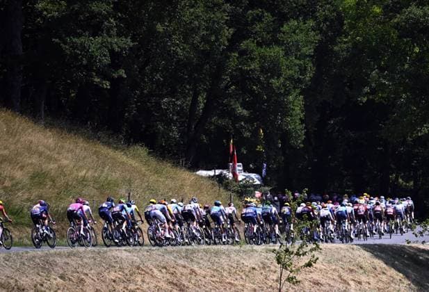 The pack of riders pictured in action during stage 6 of the 2026 Tour de France cycling race, a stage of 186 km from Pau to Gavarnie-Gedre, on Thursday 09 July 2026. The 113th edition of the Tour de France starts on Saturday 4 July in Barcelona, Spain, and will finish in Paris, France on the 26th of July. POOLxTOMASxSISK  x180777018x