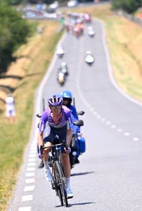 Tour de France 2026 Stage 6 GAVARNIE-CEDRE, FRANCE - JULY 09 : O Connor Ben (AUS) of Team Jayco AlUla during stage 6 of the 113rd edition of Tour de France an UCI World Tour 2.UWT cycling road race stage for Men Elite of 186 km with start in Pau and finish in Gavarnie-Cedre on July 9, 2026 in Gavarnie-Cedre, France, 09 07 2026 ( Motordriver Kurt Vandenborre - Gavarnie-Cedre France  Copyright: xTomasxSiskx