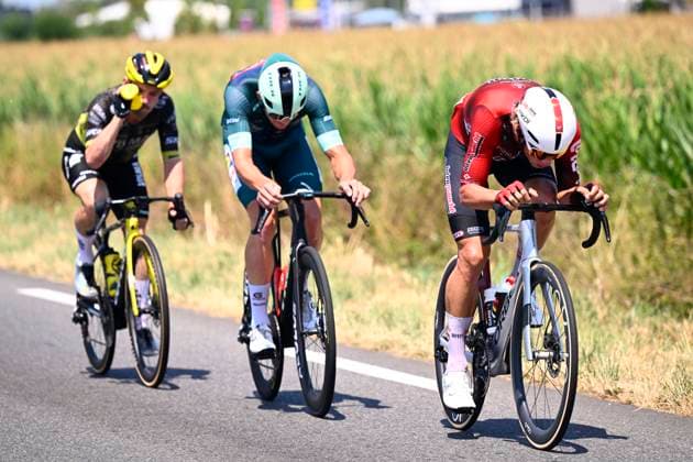 Tour de France 2026 Stage 6 GAVARNIE-CEDRE, FRANCE - JULY 09 : Pedersen Mads (DEN) of Lidl - Trek, Artz Huub (NED) of Lotto - Intermarche and Campenaerts Victor (BEL) of Team Visma Lease a Bike during stage 6 of the 113rd edition of Tour de France an UCI World Tour 2.UWT cycling road race stage for Men Elite of 186 km with start in Pau and finish in Gavarnie-Cedre on July 9, 2026 in Gavarnie-Cedre, France, 09 07 2026 ( Motordriver Kurt Vandenborre - Gavarnie-Cedre France  Copyright: xTomasxSiskx