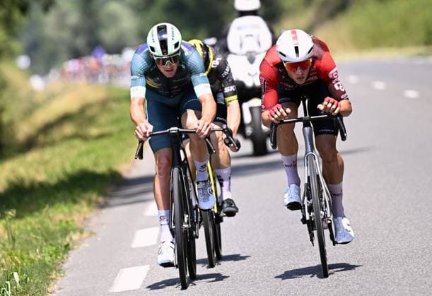 Danish Mads Pedersen of Lidl-Trek, Belgian Victor Campenaerts of Team Visma-Lease a Bike and Dutch Huub Artz of Lotto Intermarche pictured in action during stage 6 of the 2026 Tour de France cycling race, a stage of 186 km from Pau to Gavarnie-Gedre, on Thursday 09 July 2026. The 113th edition of the Tour de France starts on Saturday 4 July in Barcelona, Spain, and will finish in Paris, France on the 26th of July. POOLxTOMASxSISK  x180778516x
