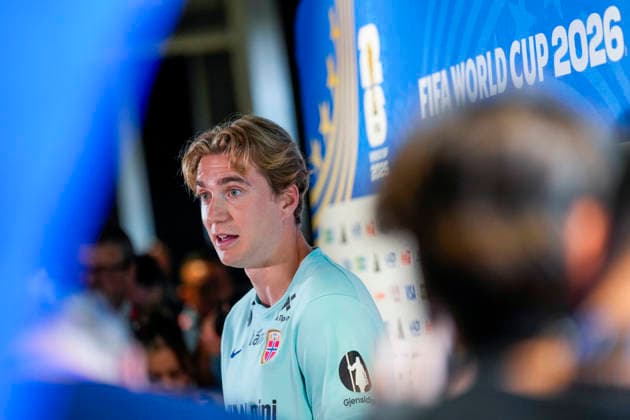 Fotball-VM 2026 Fort Lauderdale, Florida , USA 20260709. Norges Kristian Thorstvedt under et pressetreff med Norges herrelandslag i fotball pa Inter Miami CF Stadium. Foto: Fredrik Varfjell NTB Fort Lauderdale, Florida USA EDITORIAL USE ONLY. RESTRICTED USE FOR BETTING COMPANIES Ref:_SPOmIIlqq_Sot0.jpg *** 2026 FIFA World Cup, Fort Lauderdale, Florida, USA 20260709 Norway’s Kristian Thorstvedt during a press conference with the Norwegian men’s national soccer team at Inter Miami CF Stadium. Photo: Fredrik Varfjell, NTB. Fort Lauderdale, Florida, USA. EDITORIAL USE ONLY. RESTRICTED USE FOR BETTING COMPANIES.  Copyright: xFredrikxVarfjellx xNTBx