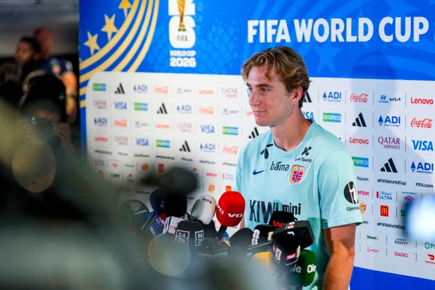 Fotball-VM 2026 Fort Lauderdale, Florida , USA 20260709. Norges Kristian Thorstvedt under et pressetreff med Norges herrelandslag i fotball pa Inter Miami CF Stadium. Foto: Fredrik Varfjell NTB Fort Lauderdale, Florida USA EDITORIAL USE ONLY. RESTRICTED USE FOR BETTING COMPANIES Ref:_SPOplr0GtHeuf0.jpg *** 2026 FIFA World Cup, Fort Lauderdale, Florida, USA 20260709 Norway’s Kristian Thorstvedt during a press conference with the Norwegian men’s national soccer team at Inter Miami CF Stadium. Photo: Fredrik Varfjell, NTB. Fort Lauderdale, Florida, USA. EDITORIAL USE ONLY. RESTRICTED USE FOR BETTING COMPANIES.  Copyright: xFredrikxVarfjellx xNTBx