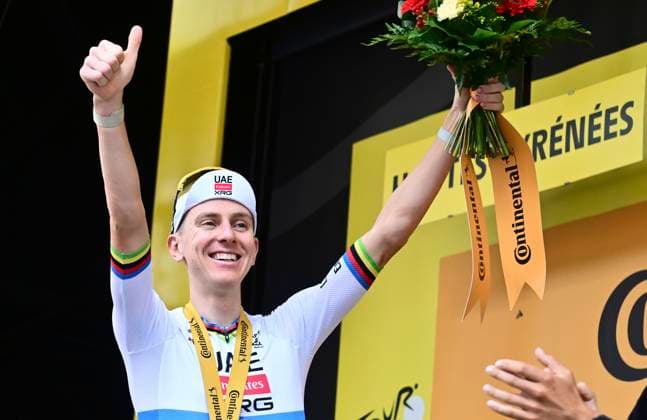 Tour de France 2026 Stage 6 GAVARNIE-CEDRE, FRANCE - JULY 09 : Pogacar Tadej (SLO) of UAE Team Emirates - XRG pictured during the podium ceremony of stage 6 of the 113rd edition of Tour de France an UCI World Tour 2.UWT cycling road race stage for Men Elite of 186 km with start in Pau and finish in Gavarnie-Cedre on July 9, 2026 in Gavarnie-Cedre, France, 09 07 2026 ( Motordriver Kurt Vandenborre - Gavarnie-Cedre France  Copyright: xPeterxDexVoechtx