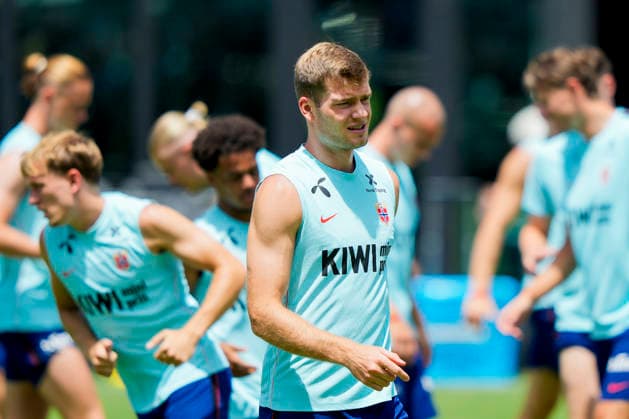 Fotball-VM 2026 Fort Lauderdale, Florida , USA 20260709. Norges Alexander Sorloth under en trening med Norges herrelandslag i fotball pa Inter Miami CF Stadium. Foto: Fredrik Varfjell NTB Fort Lauderdale, Florida USA EDITORIAL USE ONLY. RESTRICTED USE FOR BETTING COMPANIES Ref:_SPOOHxPNBPwR34.jpg *** 2026 FIFA World Cup, Fort Lauderdale, Florida, USA 20260709 Norway’s Alexander Sorloth during a training session with the Norwegian men’s national soccer team at Inter Miami CF Stadium. Photo: Fredrik Varfjell, NTB. Fort Lauderdale, Florida, USA. EDITORIAL USE ONLY. RESTRICTED USE FOR BETTING COMPANIES.  Copyright: xFredrikxVarfjellx xNTBx