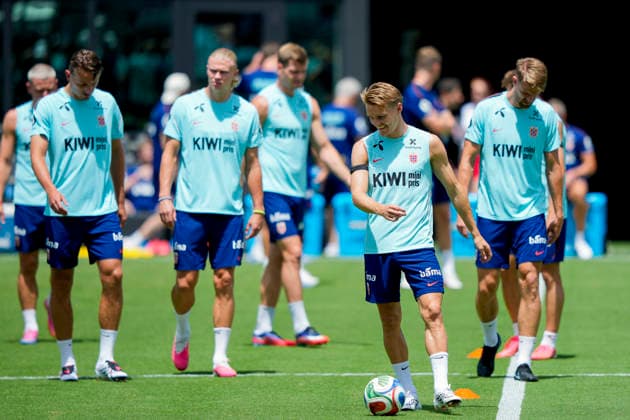 World Cup 2026 Fort Lauderdale, Florida , USA 20260709. Norway s Sander Berge, Erling Braut Haaland, Martin odegaard and Kristoffer Vassbakk Ajer during a training session with the Norway men s national football team at Inter Miami CF Stadium. Photo: Fredrik Varfjell NTB Fort Lauderdale, Florida United States EDITORIAL USE ONLY. RESTRICTED USE FOR BETTING COMPANIES Ref:_SPOhu7jB-CM-KI.jpg *** 2026 World Cup, Fort Lauderdale, Florida, USA, July 9, 2026: Norway’s Sander Berge, Erling Braut Haaland, Martin Ødegaard, and Kristoffer Vassbakk Ajer during a training session with the Norwegian men’s national soccer team at Inter Miami CF Stadium. Photo: Fredrik Varfjell, NTB. Fort Lauderdale, Florida, United States. EDITORIAL USE ONLY. RESTRICTED USE FOR BETTING COMPANIES.  Copyright: xFredrikxVarfjellx xNTBx