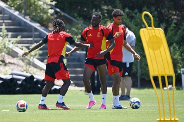 Belgian national football team - FIFA World Cup, WM, Weltmeisterschaft, Fussball 2026 - media activities 09 07 2026 LOS ANGELES, UNITED STATES OF AMERICA - JULY 09 : Doku Jeremy forward of Belgium and Lukebakio Dodi forward of Belgium pictured during a training session at the LA Galaxy stadium ahead of the FIFA World Cup 2026 quarter final match between Spain and Belgium on July 9, 2026 in Los Angeles, United States of America, 09 07 2026 Los Angeles United States of America  Copyright: xNicoxVereeckenx