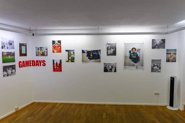Ausstellung Han-Noah Massengo gibt Einblicke hinter die Kulissen des Profifussballs, Fussball, 1. Bundesliga, 09.07.2026 Augsburg Bayern Deutschland *** Exhibition by Han Noah Massengo offers a behind-the-scenes look at professional soccer, Soccer, Bundesliga 1, July 9, 2026, Augsburg, Bavaria, Germany Copyright: xkolbert-press ChristianxKolbertx