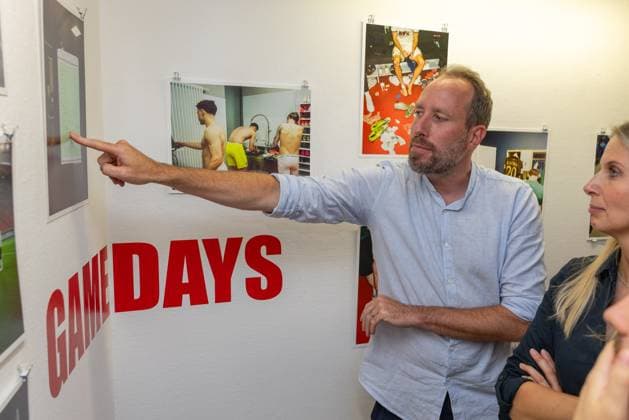 Geschaeftsfuehrer Finanzen Michael Stroell (FC Augsburg), Ausstellung Han-Noah Massengo gibt Einblicke hinter die Kulissen des Profifussballs, Fussball, 1. Bundesliga, 09.07.2026 Augsburg Bayern Deutschland *** Michael Stroell, Chief Financial Officer of FC Augsburg; Han Noah Massengo s exhibition offers a behind-the-scenes look at professional soccer; Soccer; Bundesliga 1; July 9, 2026; Augsburg, Bavaria, Germany Copyright: xkolbert-press ChristianxKolbertx