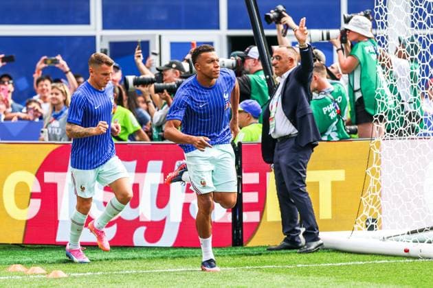 RECORD DATE NOT STATED FIFA World Cup, WM, Weltmeisterschaft, Fussball 2026 - Quarterfinals - France v Morocco Kylian Mbappe player of France during the warm-up before the FIFA World Cup quarterfinal match between France and Morocco, at Boston Stadium, in Foxborough, United States, on Thursday, July 09, 2026.(Foto: William Volcov Brazil Photo Press IMAGO) Sports Foxborough MA United States Copyright: xWILLIAMxVOLCOVx
