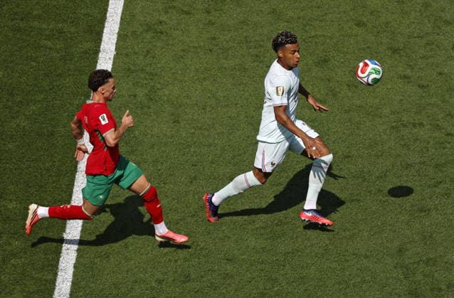 FIFA World Cup, WM, Weltmeisterschaft, Fussball 2026 quarterfinals - France vs Morocco Chemsdine Talbi of Morocco (L) and Desire Doue of France in action during the FIFA World Cup 2026 quarterfinals match France against Morocco, in Boston, USA, 09 July 2026. BOSTON United States  Copyright: xGREGxM.xCOOPERx