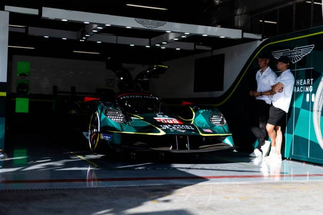 FIA WEC - 6 HOURS OF SAO PAULO 2026 009 RIBERAS Alex (spa), SORENSEN Marco (dnk), Aston Martin THOR Team, Aston Martin Valkyrie 009, Hypercar, action during the 6 Hours of Sao Paulo 2026, 4th round of the 2026 FIA World Endurance Championship, from July 10 to 12, 2026 on the Interlagos Circuit in Sao Paulo, Brazil -  Copyright: xJoaoxFilipex