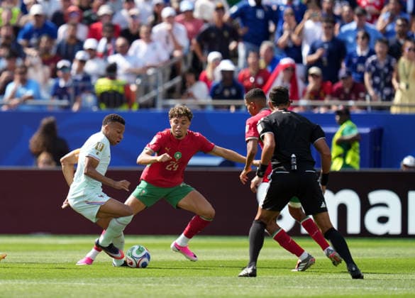 France v Morocco - FIFA World Cup, WM, Weltmeisterschaft, Fussball 2026 - Quarter Final FOXBOROUGH, USA - JULY 09: Kylian Mbappe of France and Neil El Aynaoui of Morocco compete for the ball during the 2026 FIFA World Cup Quarter Final match between France and Morocco at Boston Stadium (Gillette Stadium) in Foxborough, Massachusetts, United States on July 09, 2026. Jose Hernandez Anadolu Massachusetts United States. Editorial use only. Please get in touch for any other usage.  Copyright: x2026xAnadoluxJosexHernandezx