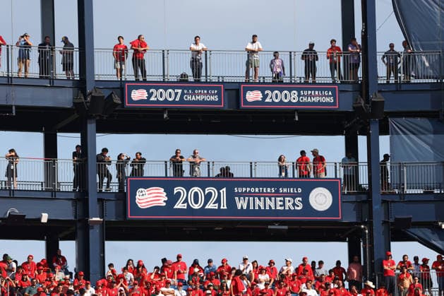 Soccer fans watch the action as France plays Morocco in a Quarter-final FIFA World Cup, WM, Weltmeisterschaft, Fussball match at Boston Stadium in Foxborough, Massachusetts, on Thursday, July 9, 2026. France won the match 2-0 and advances to the semi-finals.  BOS20260709821 CHRISTIANxBRUNSKILL