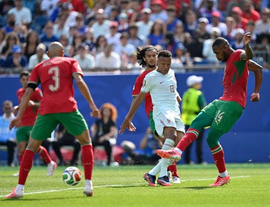 FOXBOROUGH, MASSACHUSETTS - JULY 9: Kylian MbappÃ of France battles for the ball with Issa Diop of Morocco during the FIFA World Cup, WM, Weltmeisterschaft, Fussball 2026 Quarter Final match between France and Morocco at Boston Stadium on July 9, 2026 in Foxborough, Massachusetts.  Copyright: xMBxMediax