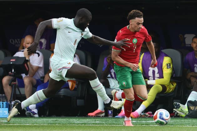 Chemsdine Talbi of Morocco attacks with Dayot Upamecano of France in pursuit during the FIFA World Cup, WM, Weltmeisterschaft, Fussball 2026 Quarter Final match between France and Morocco at the Boston Stadium, Foxborough, Massachusetts on 9 July 2026. Copyright: xPeterxDovganx 45240066