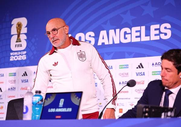 Luis de la Fuente head coach of Spain Spain press conference, PK, Pressekonferenz and Training, 2026 FIFA World Cup, WM, Weltmeisterschaft, Fussball International Football, Carson Sports Park, Los Angeles, USA - 09 Jul 2026Los Angeles California (CA) United States of America  Copyright: xMichaelxZemanek Shutterstockx 16984531aw
