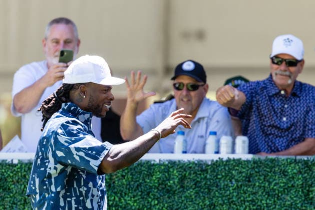 STATELINE, NV - JULY 09: Davante Adams waves to fans on the seventh hole during the preview round of the American Century Championship on July 9, 2026 at Edgewood Tahoe Golf Course in Stateline, NV. (Photo by Matthew Huang Icon Sportswire) GOLF: JUL 09 American Century Championship EDITORIAL USE ONLY Icon260709079