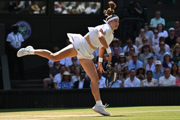 2026 Wimbledon - Karolina Muchova Karolina Muchova (CZE) during her semi final round match at the 2026 Wimbledon Championships at the AELTC in London, UK, on July 9, 2026. Photo by Corinne Dubreuil ABACAPRESS.COM LONDON  Copyright: xDubreuilxCorinne ABACAx