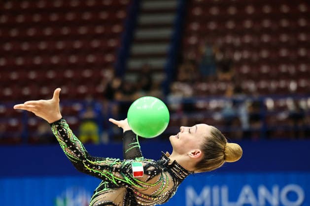 OTHER - Gymnastics - Rhythmic gymnastics, Rhythmische Sportgymnastik, RSG - 2026 FIG World Cup Photo by IPA ABACAPRESS.COM86562145 - Tara DRAGAS (ITA) during the Rhythmic Gymnastics World Cup Final at the Unipol Forum, Milan, Italy, on July 10, 2026, during the Rhythmic Gymnastics - FIG World Cup 2026, held in Assago (MI), Italy, on July 10, 2026 Assago (MI) Italy  Copyright: xIPAxSport ABACAx