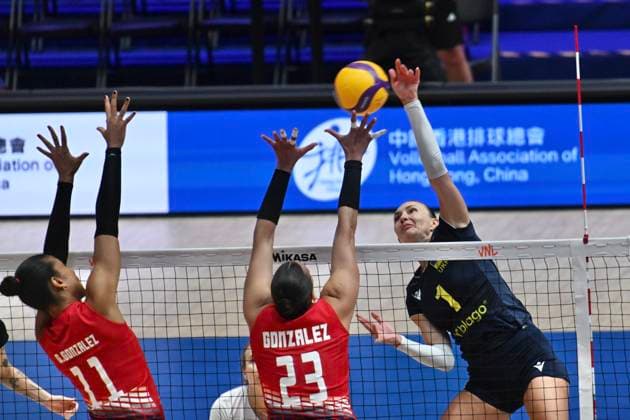 RECORD DATE NOT STATED HONG KONG-SPORTS Volleyball Nations League Hong Kong Oleksandra Milenko (No.1) from team Ukraine during the match between Dominican Republic and Ukraine at Volleyball Nations League Hong Kong 2026 in Hong Kong, July 10, 2026.NEXPHER Kobe Li Hong Kong