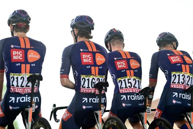 Tour de France 2026 Stage 7 BORDEAUX, FRANCE - JULY 10 : Biesterbos Frits (NED) of Team Picnic PostNL, Markl Niklas (GER) of Team Picnic PostNL, Dhondt Robbe (BEL) of Team Picnic PostNL, Bittner Pavel (CZE) of Team Picnic PostNL during stage 7 of the 113rd edition of Tour de France an UCI World Tour 2.UWT cycling road race stage for Men Elite of 175 km with start in Hagetmau and finish in Bordeaux on July 10, 2026 in Bordeaux, France, 10 07 2026 Bordeaux France  Copyright: xPeterxDexVoechtx