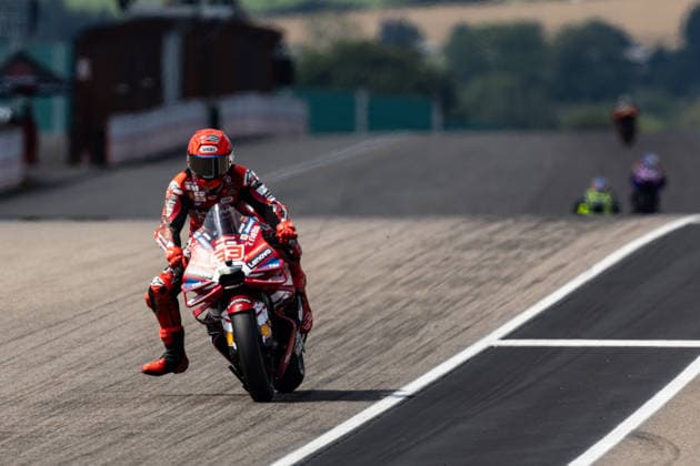 GER, Großer Preis von Deutschland, MotoGP. 11. Lauf, FIM Motorrad-Weltmeisterschaft. 10.07.2026, Sachsenring, Hohenstein-Ernstthal, GER, Großer Preis von Deutschland, MotoGP. 11. Lauf, FIM Motorrad-Weltmeisterschaft. 93, Marc Marquez, Ducati Lenovo Team Â Foto: Alexander Trienitz Hohenstein-Ernstthal Sachsenring Sachsen Deutschland *** GER, German Grand Prix, MotoGP Round 11, FIM Motorcycle World Championship, July 10, 2026, Sachsenring, Hohenstein Ernstthal, GER, German Grand Prix, MotoGP Round 11, FIM Motorcycle World Championship 93, Marc Marquez, Ducati Lenovo Team. Photo by Alexander Trienitz, Hohenstein Ernstthal, Sachsenring, Saxony, Germany