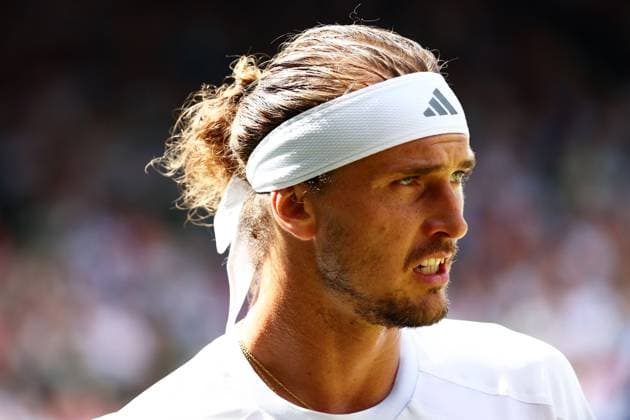 Alexander Zverev during his semi final match Wimbledon Tennis Championships, Day 12, The All England Lawn Tennis and Croquet Club, London, UK - 10 Jul 2026London The All England Lawn Tennis and United Kingdom  Copyright: xJamesxMarsh Shutterstockx 16981029bp