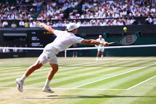 Arthur Fery and Alexander Zverev during their semi final match Wimbledon Tennis Championships, Day 12, The All England Lawn Tennis and Croquet Club, London, UK - 10 Jul 2026London The All England Lawn Tennis and United Kingdom  Copyright: xJamesxMarsh Shutterstockx 16981029dr