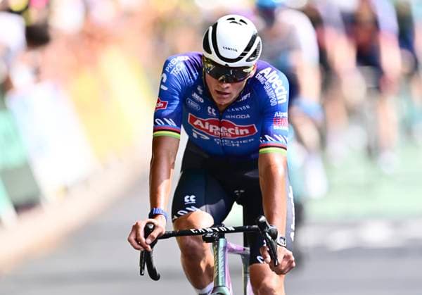 Tour de France 2026 Stage 7 BORDEAUX, FRANCE - JULY 10 : Van Der Poel Mathieu (NED) of Alpecin - Premier Tech during stage 7 of the 113rd edition of Tour de France an UCI World Tour 2.UWT cycling road race stage for Men Elite of 175 km with start in Hagetmau and finish in Bordeaux on July 10, 2026 in Bordeaux, France, 10 07 2026 Bordeaux France  Copyright: xPeterxDexVoechtx
