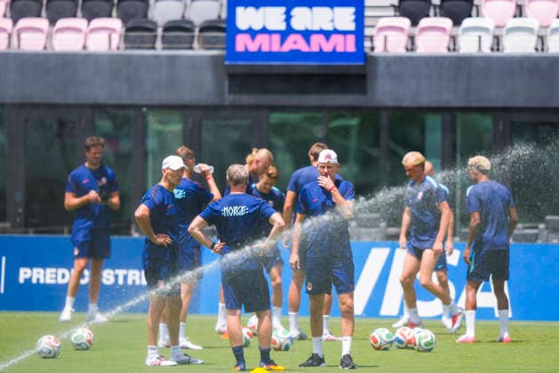 World Cup 2026 Fort Lauderdale, Florida , USA 20260710. Erling Braut Haaland training with the Norwegian men s national football team at Inter Miami CF Stadium. Photo: Fredrik Varfjell NTB Fort Lauderdale, Florida United States EDITORIAL USE ONLY. RESTRICTED USE FOR BETTING COMPANIES Ref:_SPO2SiHOk6DMXs.jpg *** 2026 World Cup, Fort Lauderdale, Florida, USA 20260710 Erling Braut Haaland training with the Norwegian men’s national soccer team at Inter Miami CF Stadium. Photo: Fredrik Varfjell, NTB. Fort Lauderdale, Florida, United States. EDITORIAL USE ONLY. RESTRICTED USE FOR BETTING COMPANIES.  Copyright: xFredrikxVarfjellx xNTBx