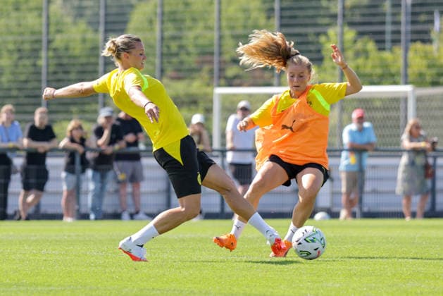 Football, Women, RL West, Borussia Dortmund, start of pre-season training