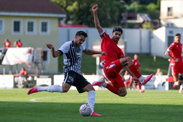 Sport Bilder des Tages 10 July 2026 – SOCCER – FRIENDLY GAME (MEN), Besiktas Istanbul (TUR) vs RTS Widzew Lodz (POL) Mustafa Erhan Hekimoglu (besiktas) is in action Mattersburg Pappelstadion, Mattersburg, Austria Pappelstadion Austria