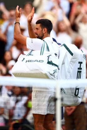 Novak Djokovic waves to the crowd after defeat in his semi final match Wimbledon Tennis Championships, Day 12, The All England Lawn Tennis and Croquet Club, London, UK - 10 Jul 2026London The All England Lawn Tennis and United Kingdom  Copyright: xJamesxMarsh Shutterstockx 16981029fm