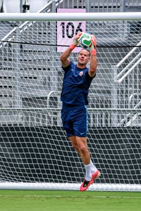 July 10, 2026, Fort Lauderdale, Florida, USA: Orjan Nyland 1 of Norway attends a Norway soccer team training session prior to a World Cup 26 Quarter-Final match between Norway and England. Soccer 2026: World Cup 26 - Norway Training.  - ZUMAa257 20260710_zsp_a257_030 Copyright: xChrisxArjoonx