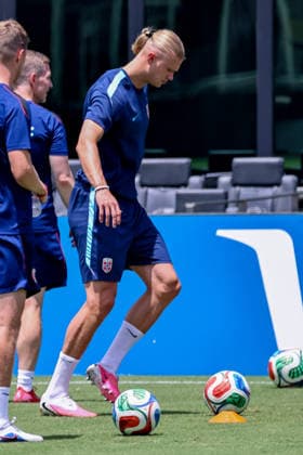 July 10, 2026, Fort Lauderdale, Florida, USA: Erling Haaland 9 of Norway attends a Norway soccer team training session prior to a World Cup 26 Quarter-Final match between Norway and England. Fort Lauderdale USA - ZUMAa257 20260710_zsp_a257_025 Copyright: xChrisxArjoonx