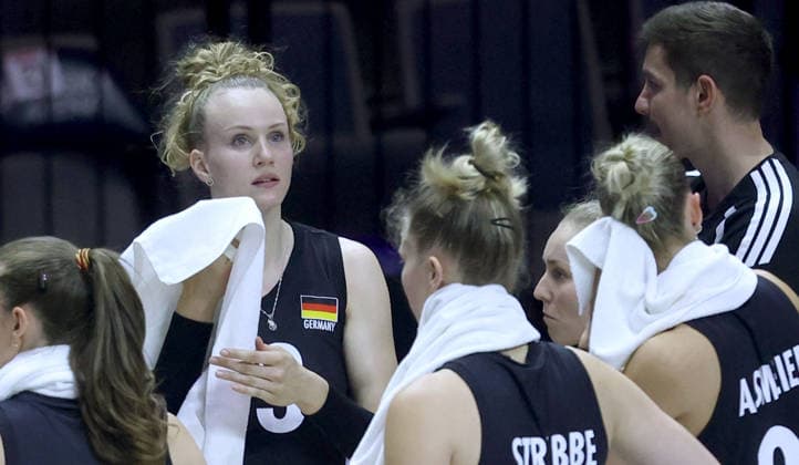 10.07.2026 Belgrade(Serbia) Germany-Netherlands Nations League women s volleyball Emilia Weske,Anne Cesar Germany react during match :