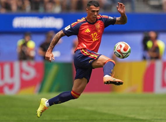 FIFA World Cup, WM, Weltmeisterschaft, Fussball 2026 quarterfinals - Spain vs Belgium Pedro Porro of Spain in action during the FIFA World Cup 2026 quarterfinals match Spain against Belgium, in Los Angeles, USA, 10 July 2026. INGLEWOOD United States  Copyright: xSCOTTxSTRAZZANTEx