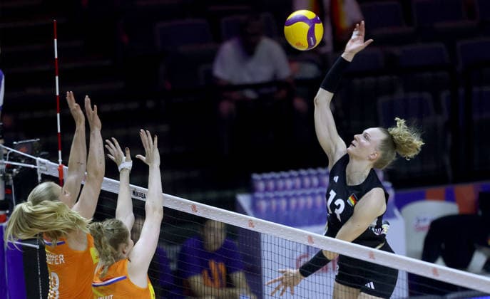 10.07.2026 Belgrade(Serbia) Germany-Netherlands Nations League women s volleyball Emilia Weske(R) Germany :