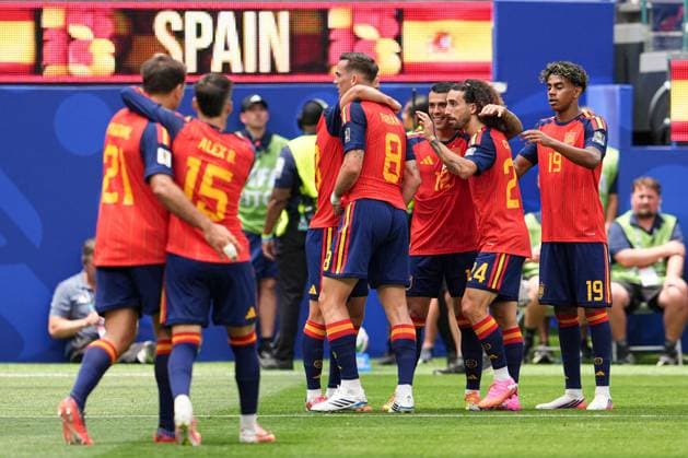 Fabian Ruiz of Spain scores to make it 1-0 and celebrates Spain v Belgium, 2026 FIFA World Cup, WM, Weltmeisterschaft, Fussball Quarter-final, Football, Los Angeles Stadium, California, USA - 10 Jul 2026Los Angeles Los Angeles Stadium California (CA) United States of America  Copyright: xIsmaelxAdnan Shutterstockx 16985787ao